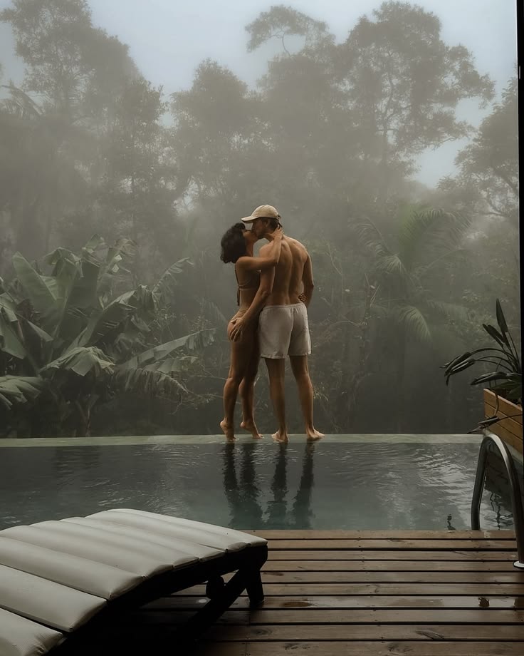 TONIC Dating — Show Still